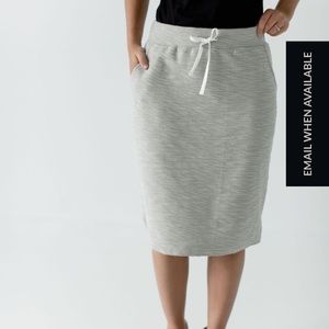 Main Street exchange drawstring textured skirt